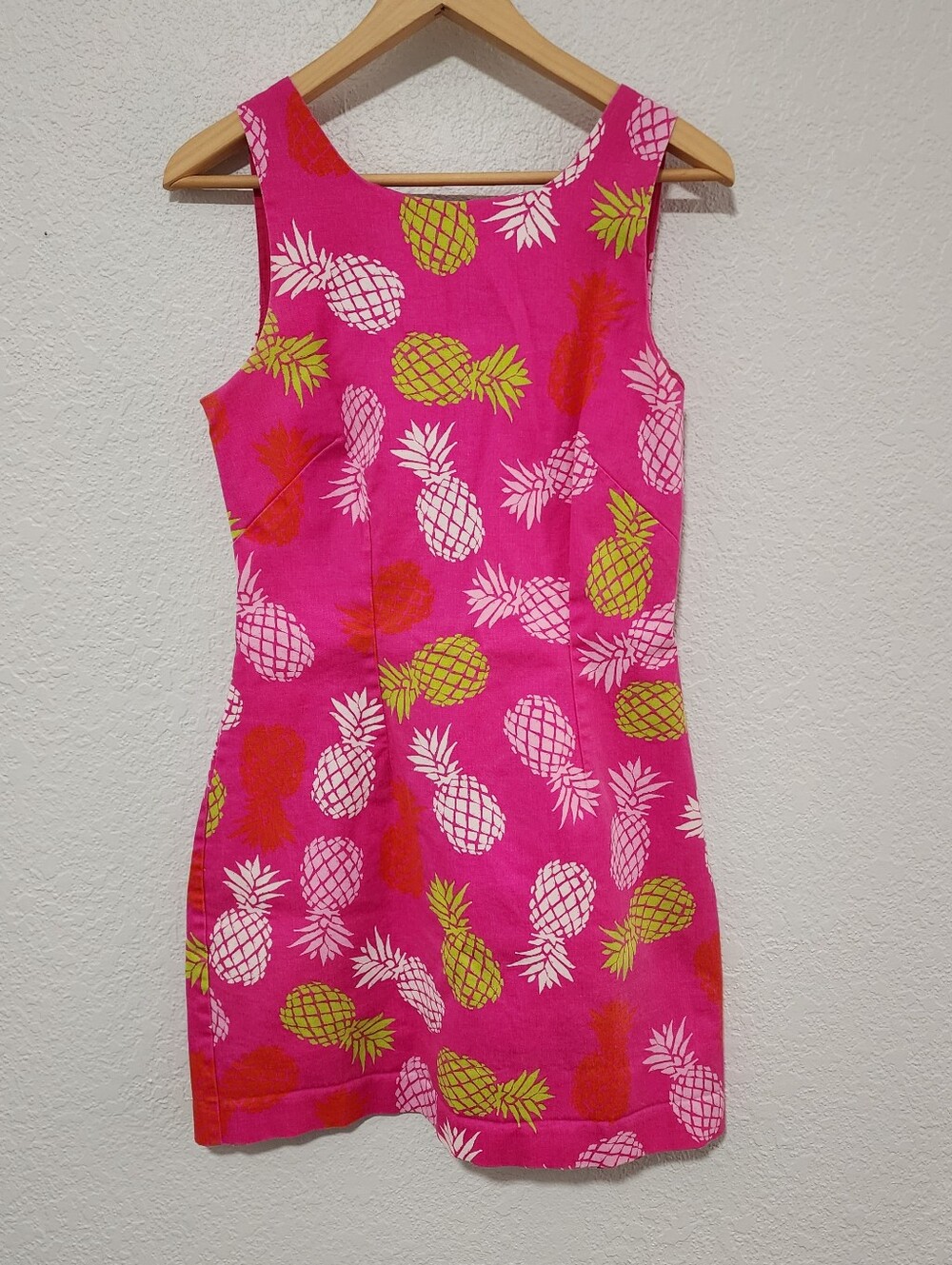 Macbeth Collection Novelty Print Pink Pineapple Shift Dress  Cotton Blend Small